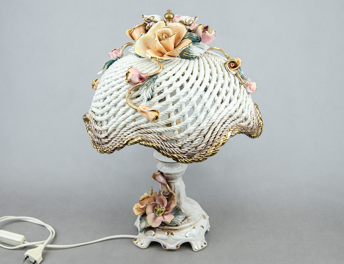 Фарфоровая настольная лампа, Capodimonte