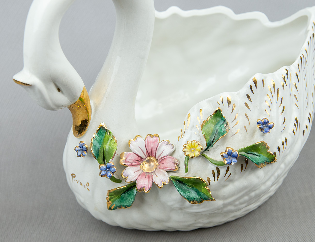 Фарфоровая ваза лебедь, Италия