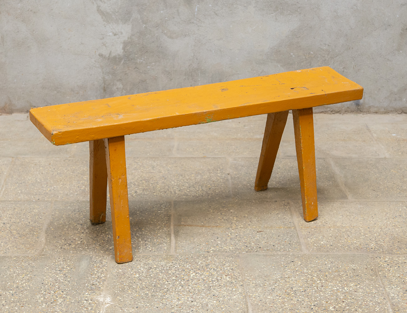 Старинная лавка