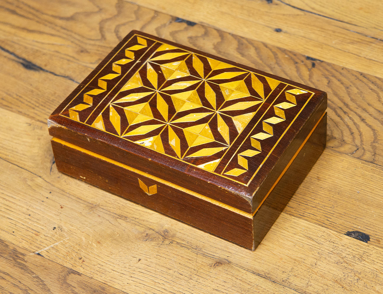 Винтажная шкатулка