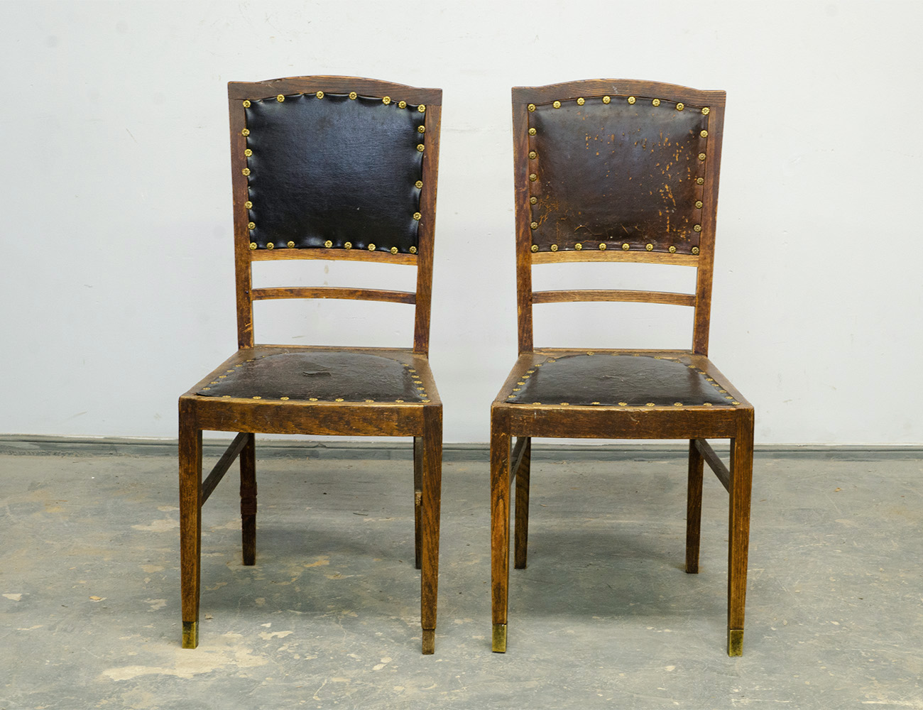 Антикварные дубовые стулья