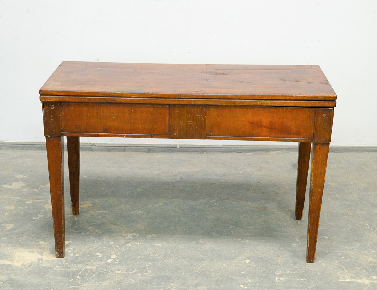 Антикварный ломберный стол красного дерева