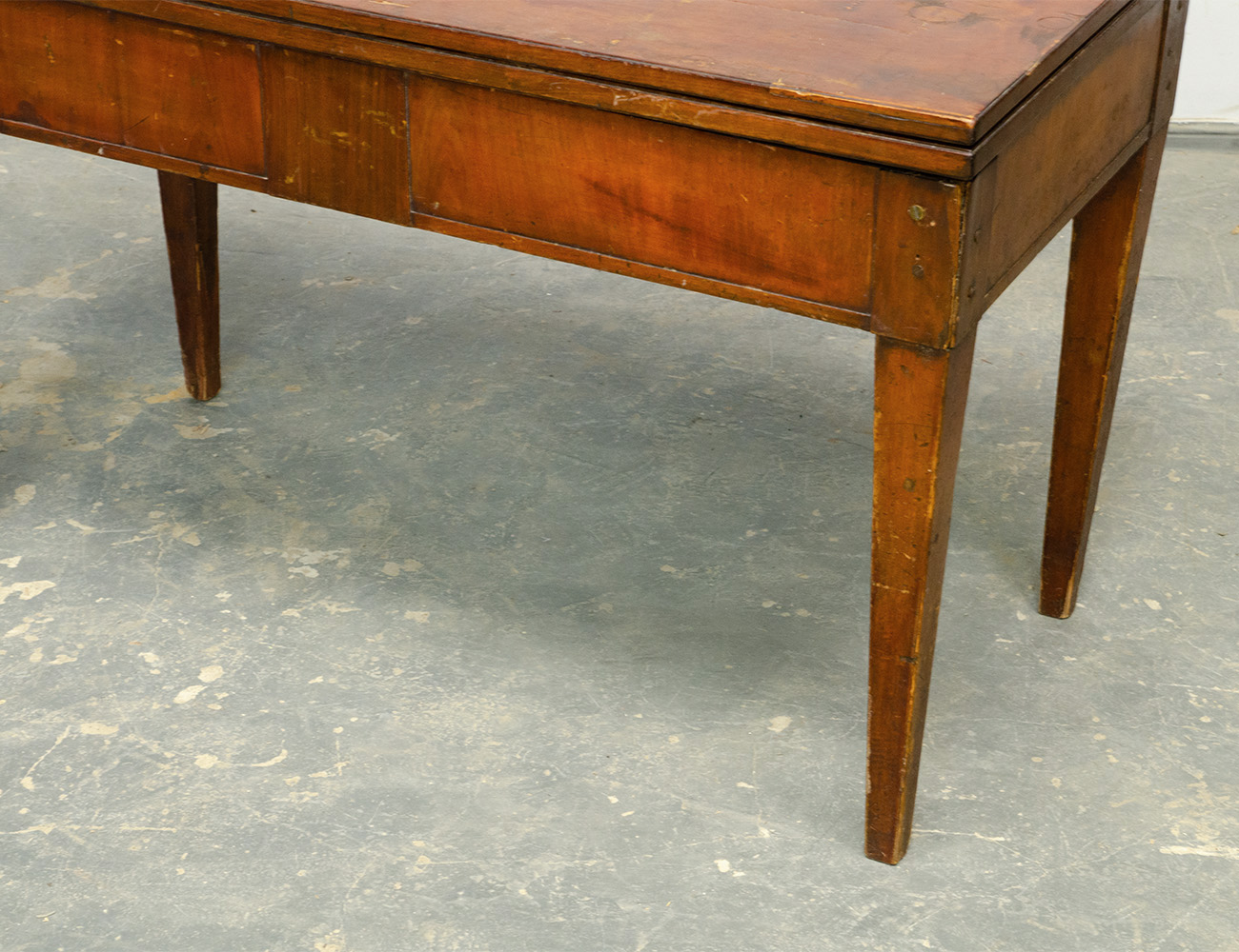 Антикварный ломберный стол красного дерева