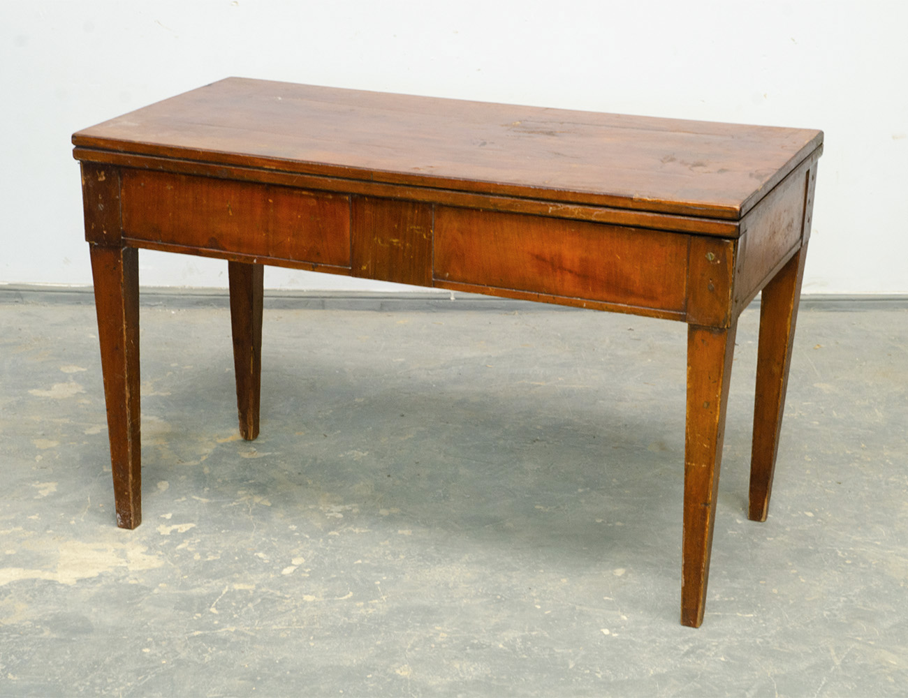 Антикварный ломберный стол красного дерева