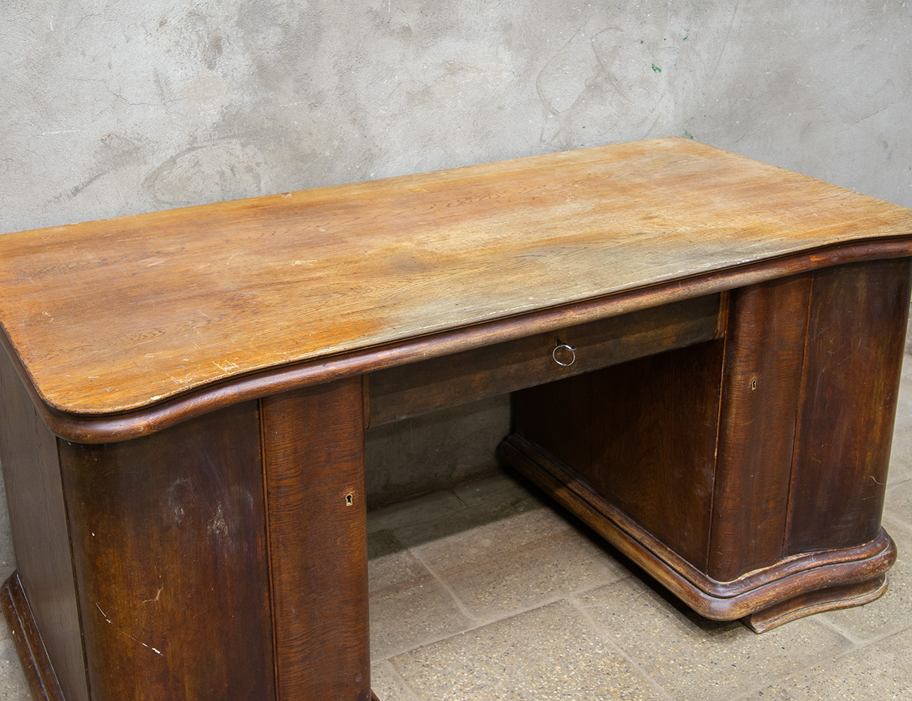 Антикварный письменный стол Ар-деко