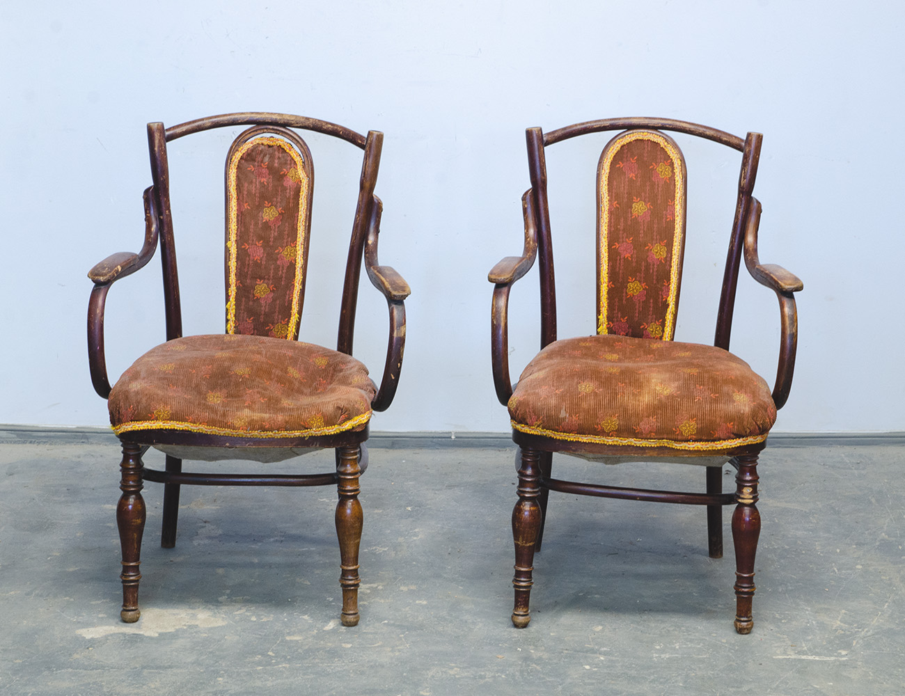 Старинные венские кресла