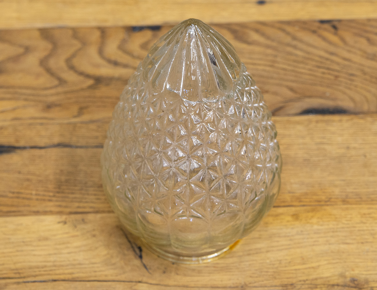 Старинный плафон шишка