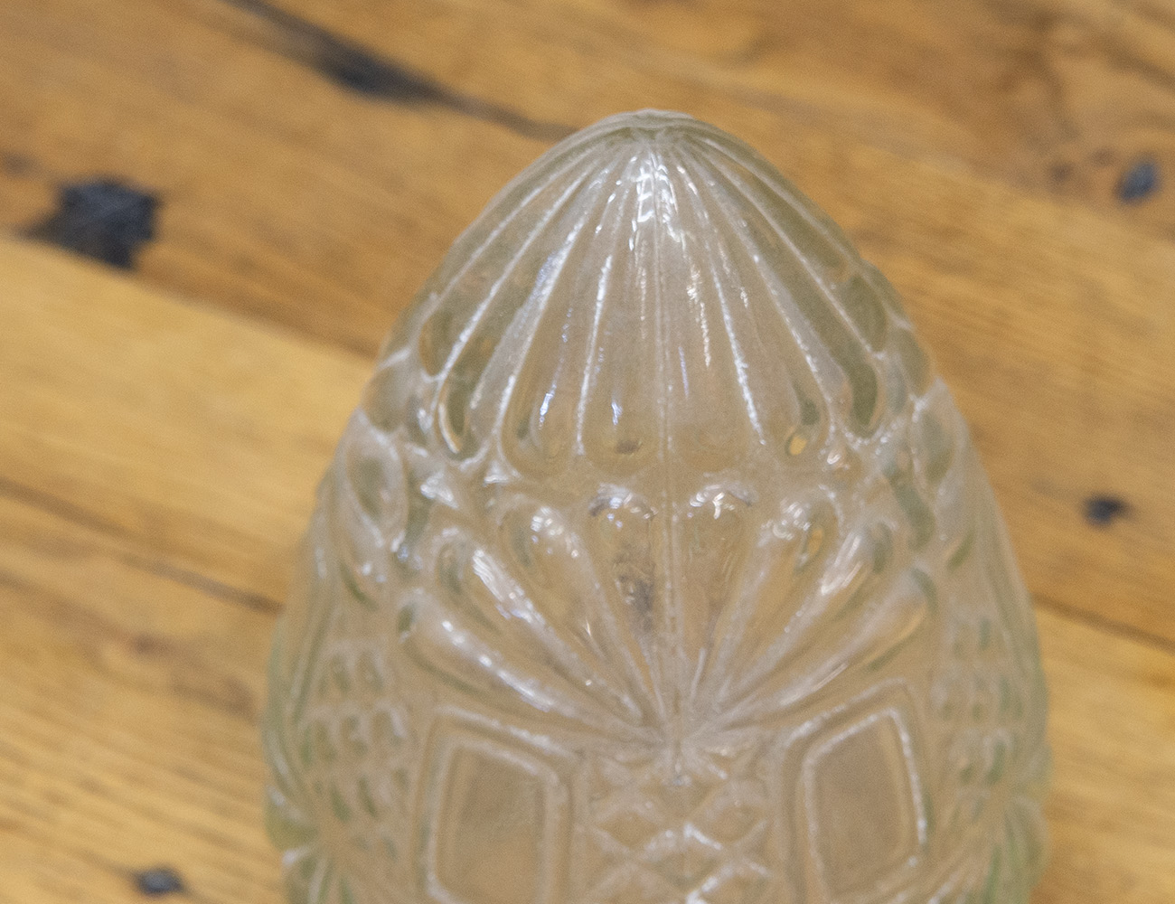 Старинный плафон шишка