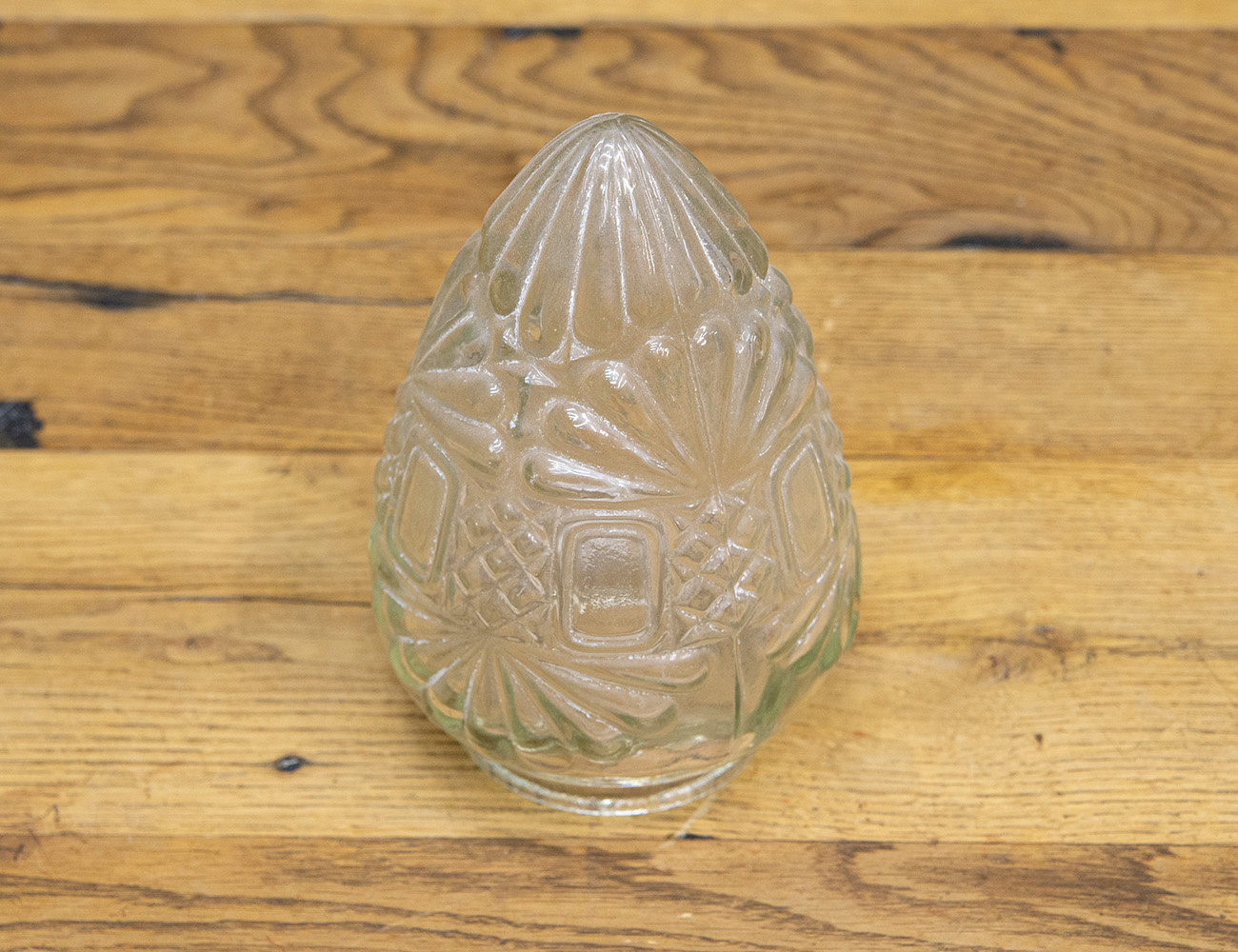 Старинный плафон шишка