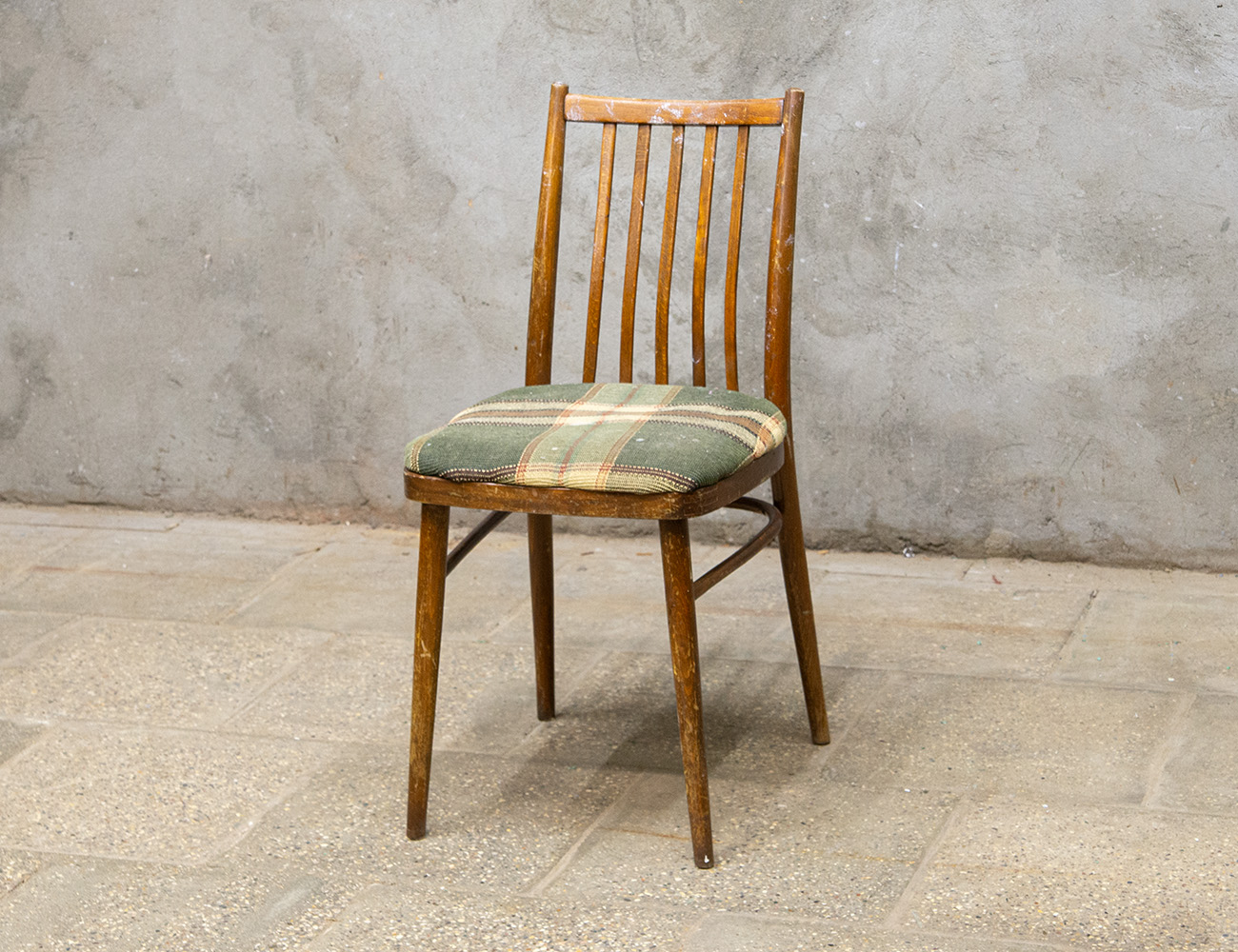 Винтажный стул