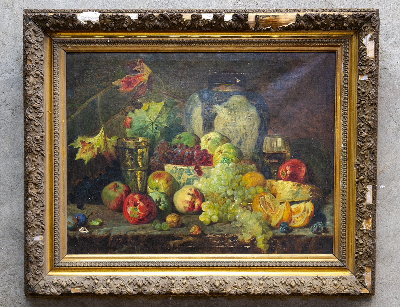 Старинный натюрморт с виноградом