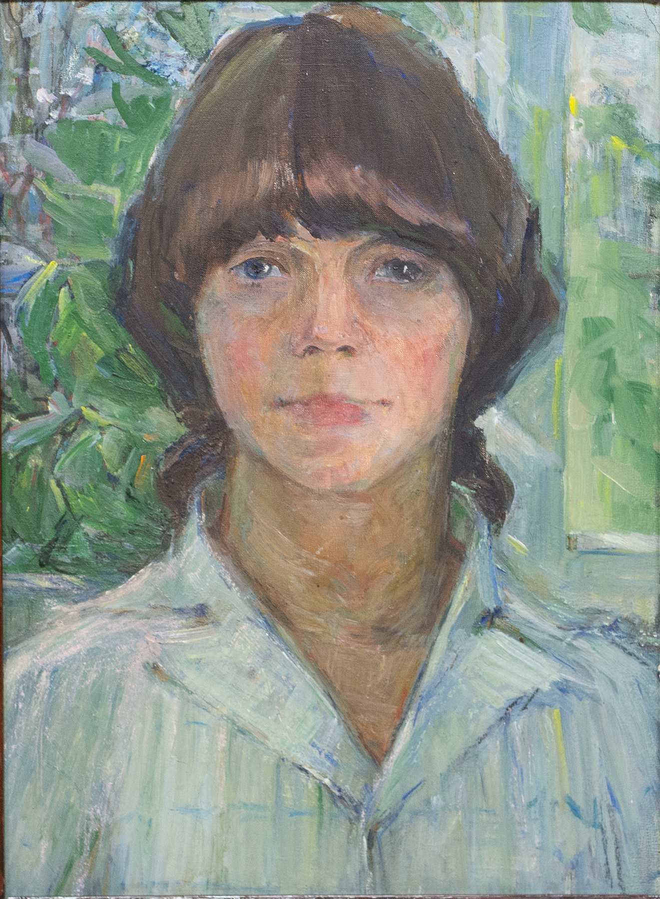 Портрет на фоне сирени