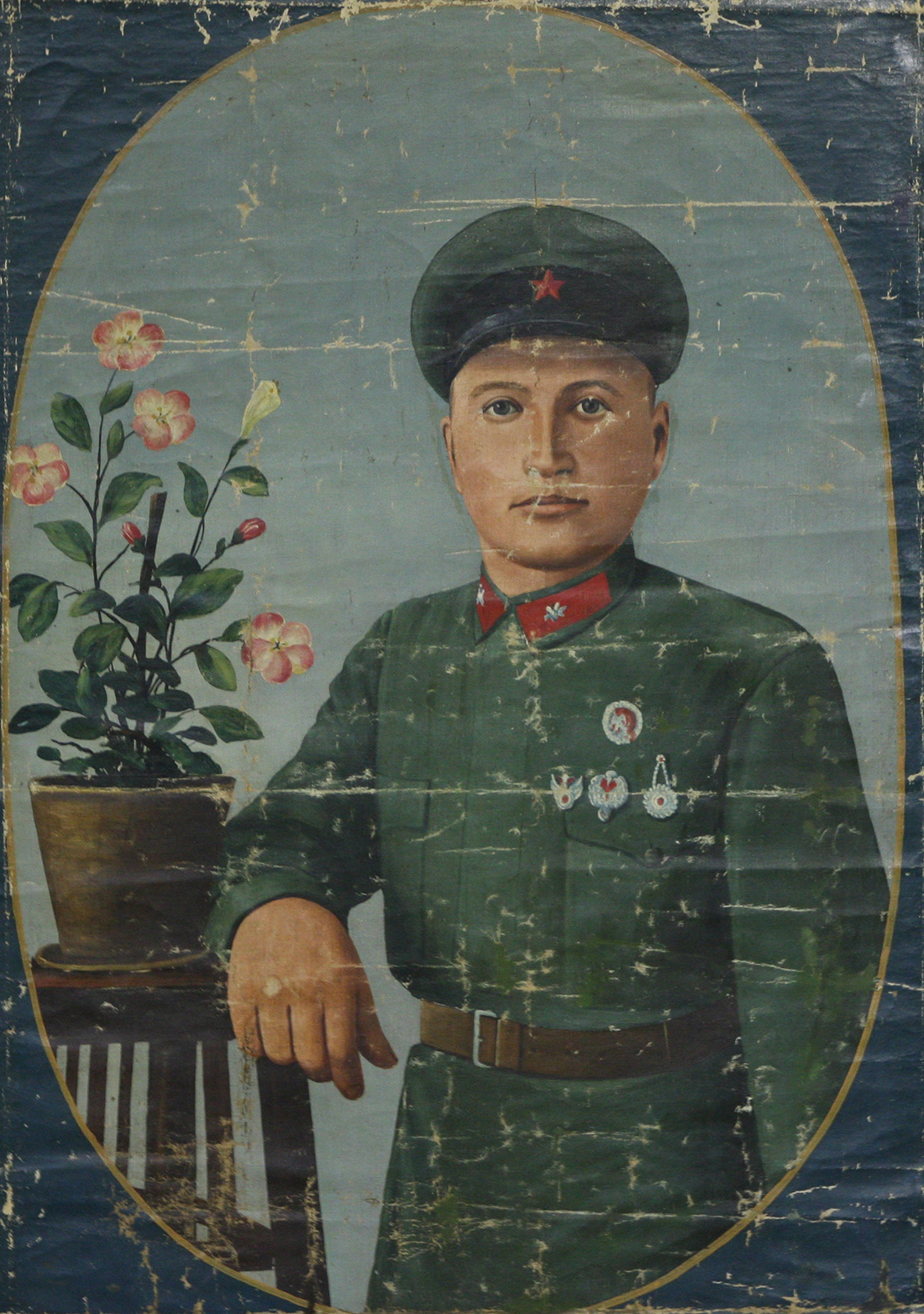 Портрет военного с магнолией, Китай