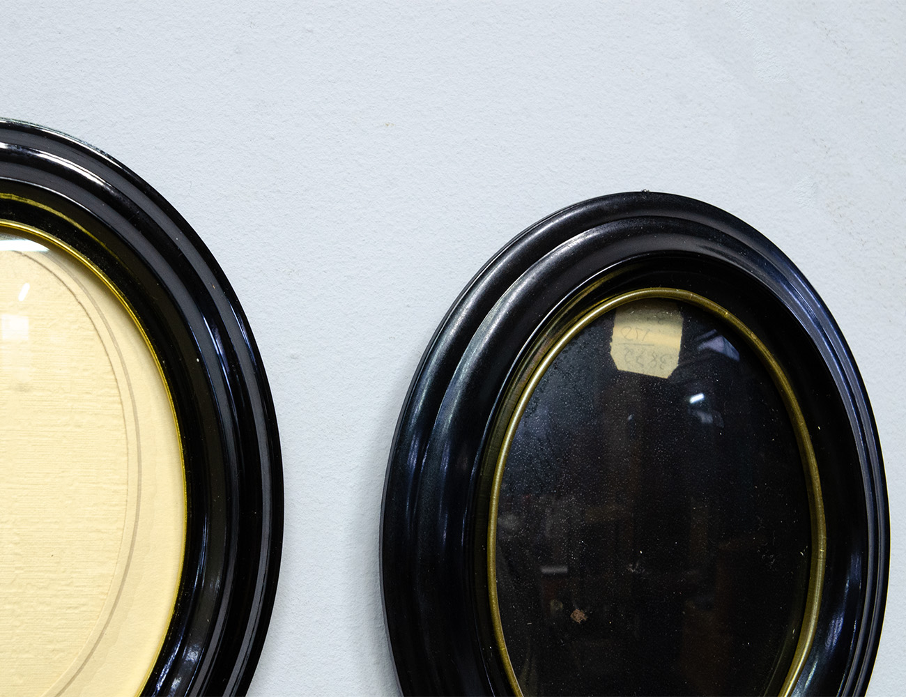 Старинные карболитовые рамки для фото