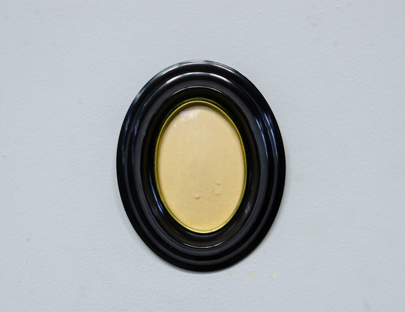 Старинная карболитовая рамка для фото