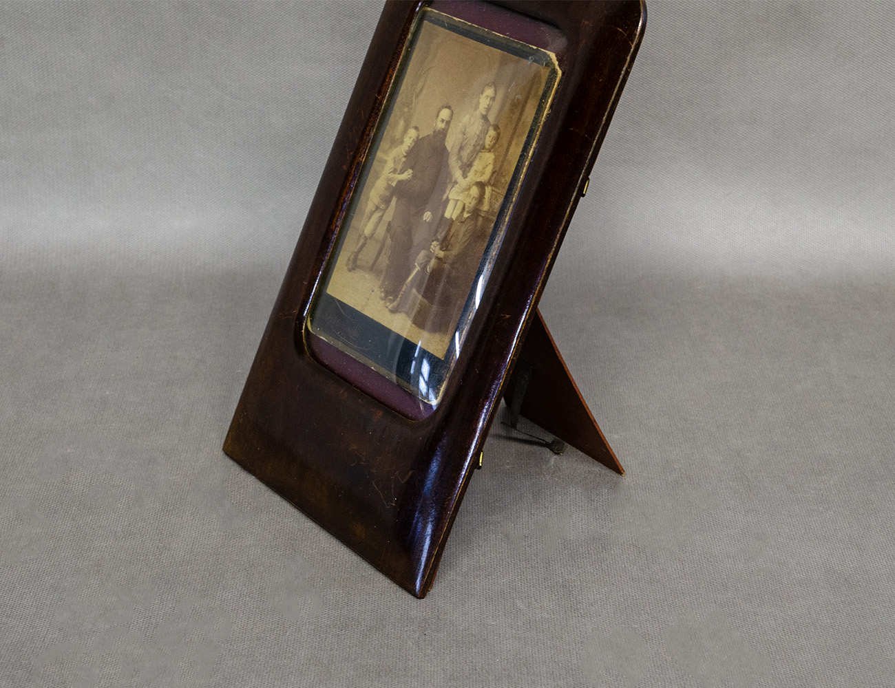 Антикварная рамка для фото