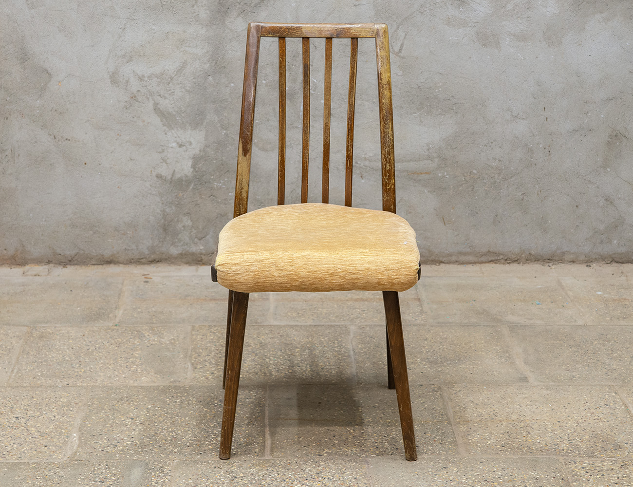 Винтажный стул