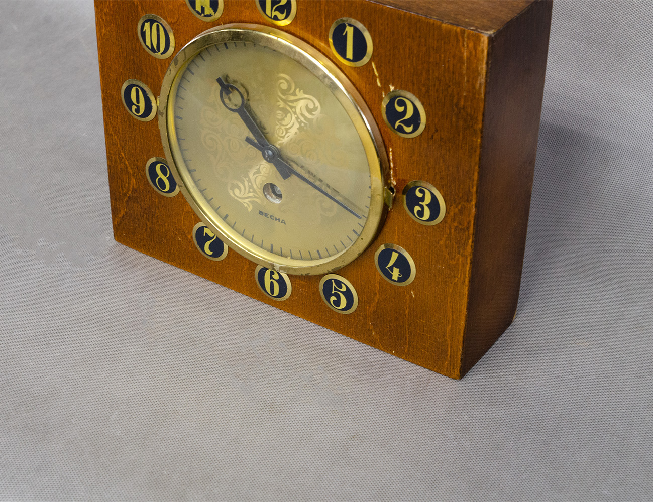 Каминные часы Весна