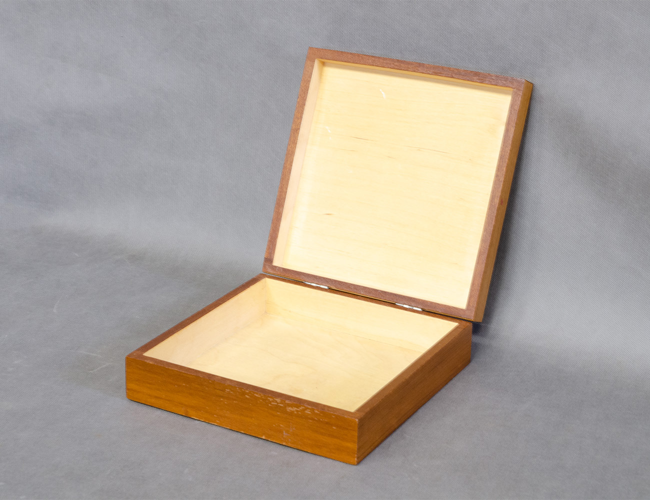 Винтажная шкатулка