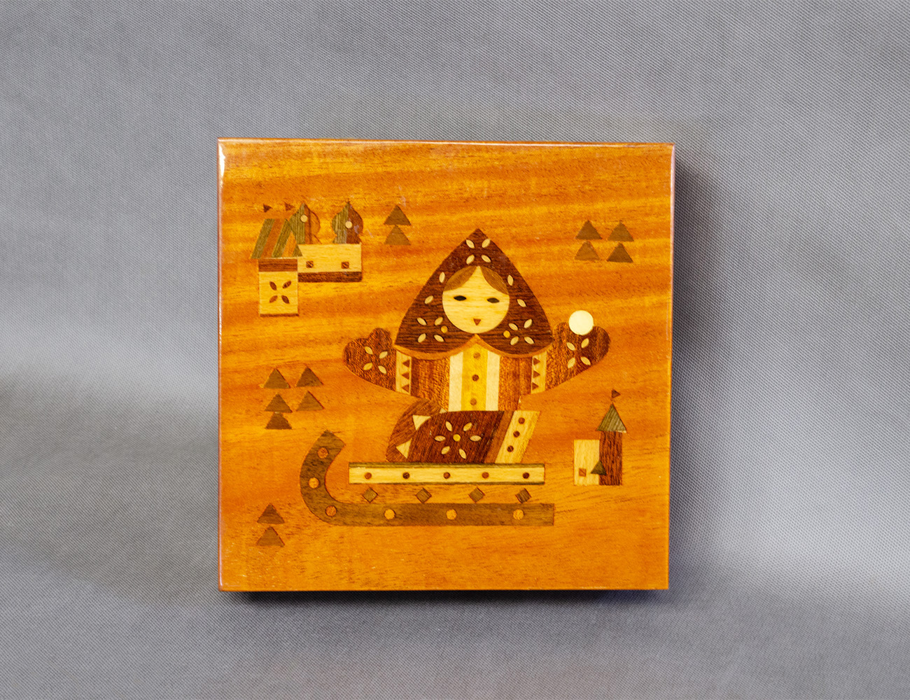 Винтажная шкатулка