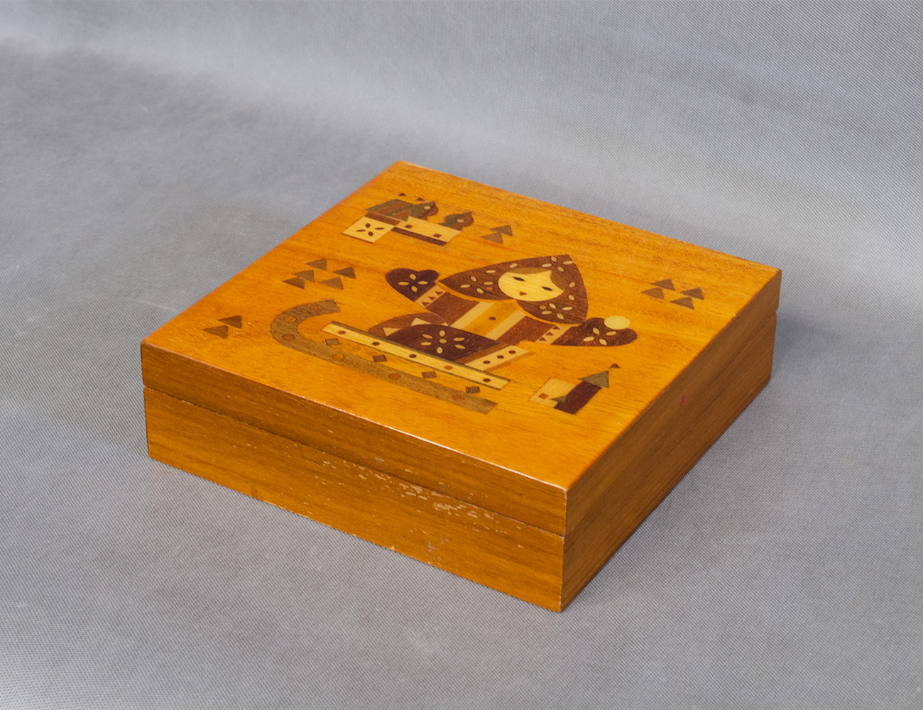 Винтажная шкатулка