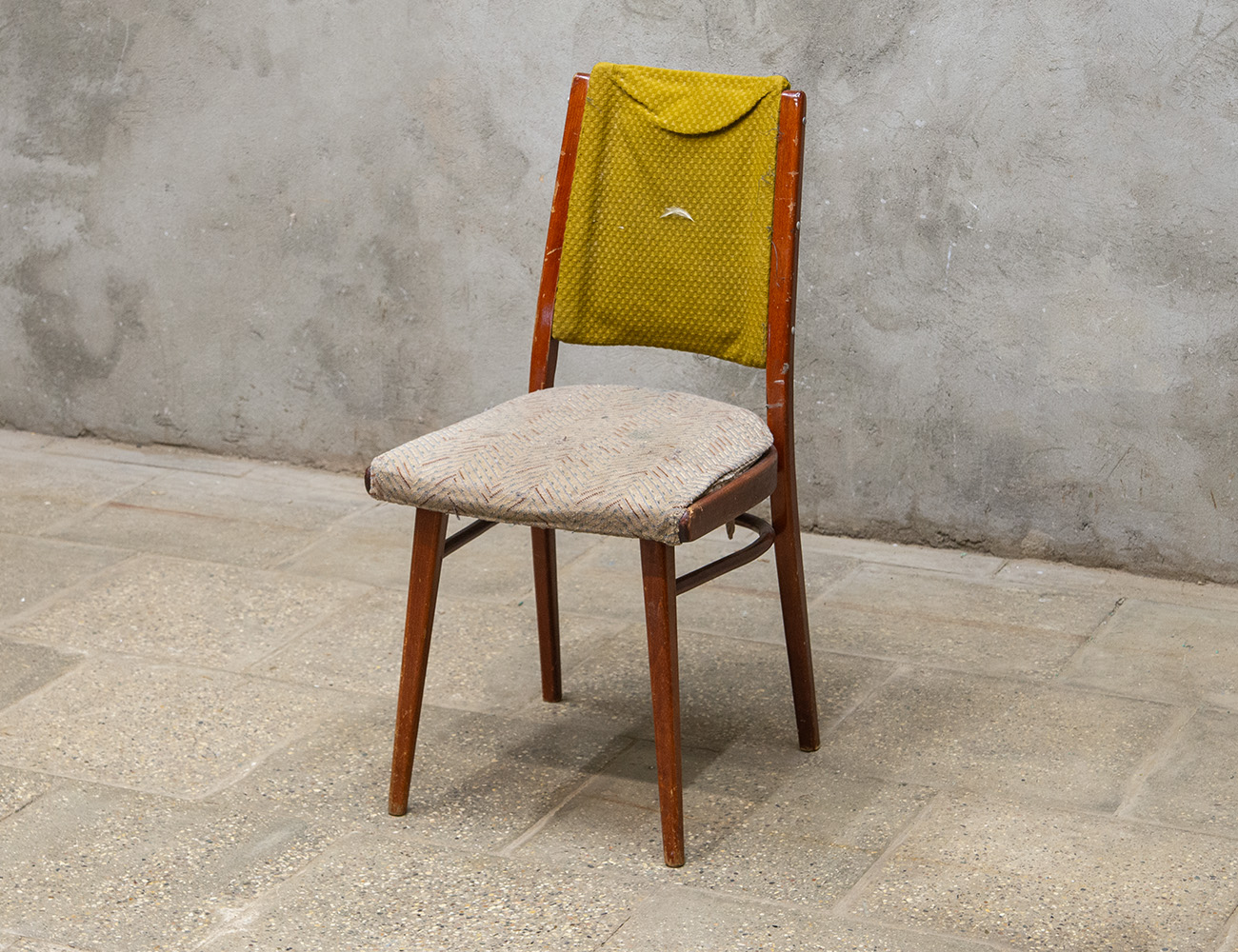 Винтажный стул