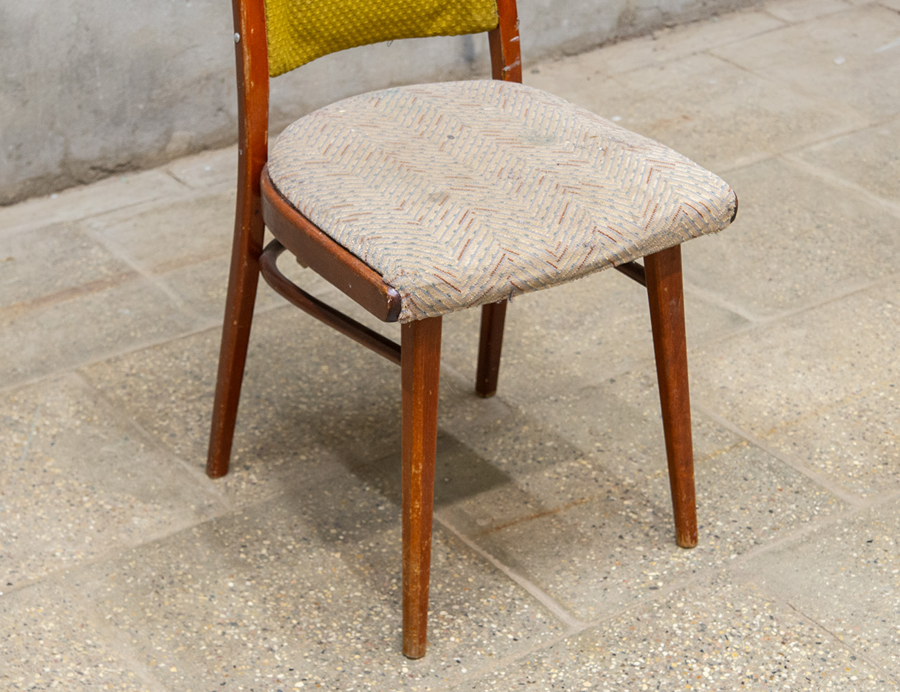 Винтажный стул