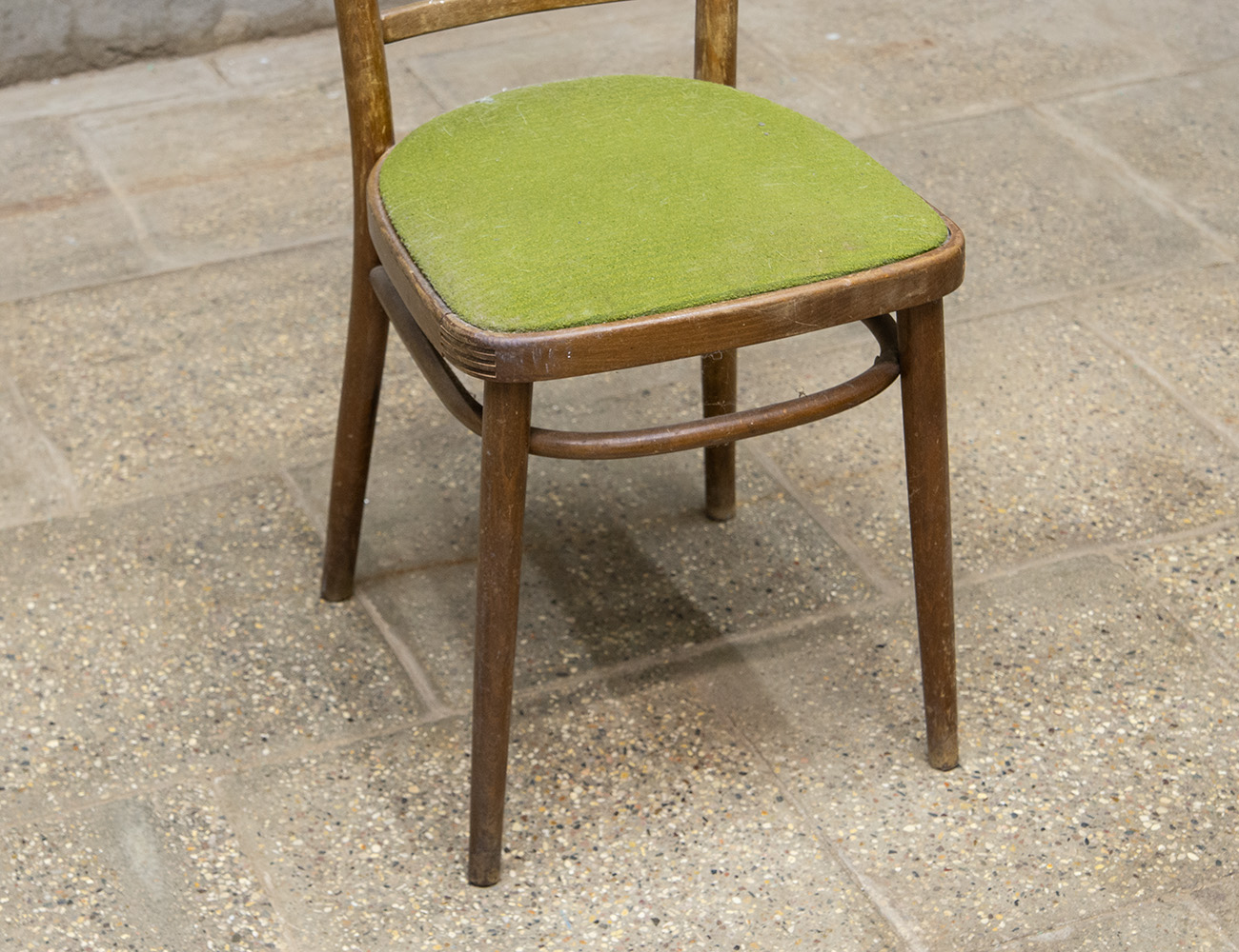 Винтажный стул