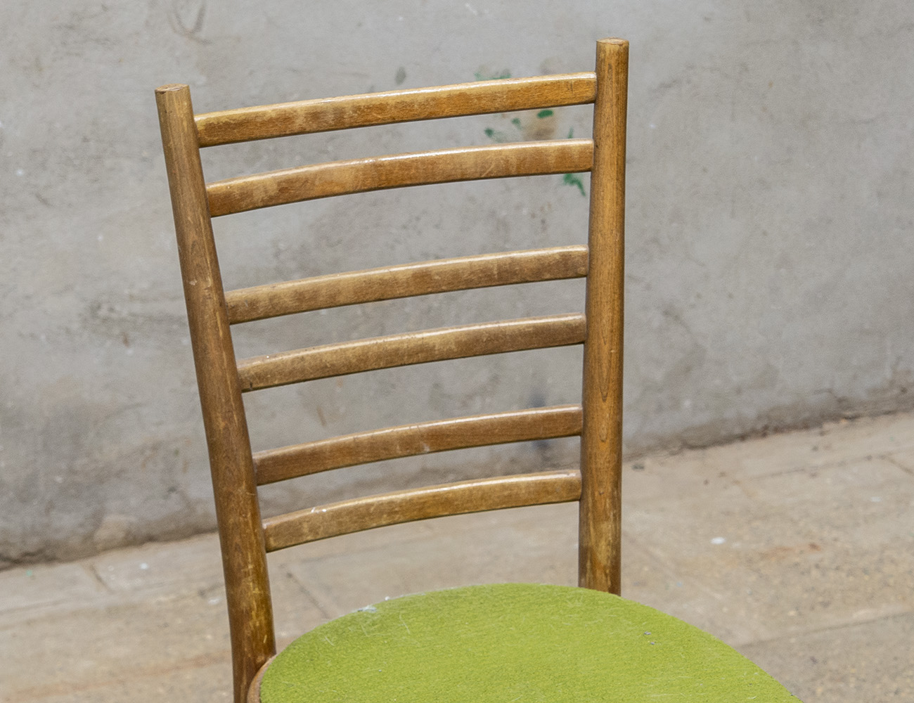 Винтажный стул