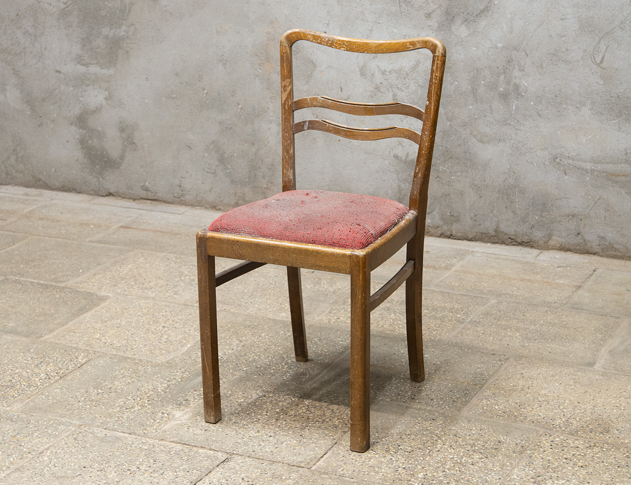 Винтажный стул