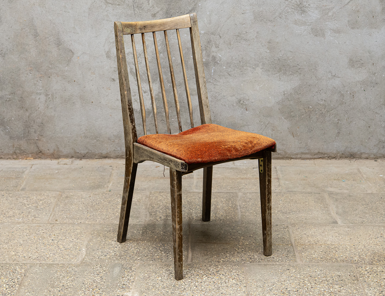 Винтажный стул