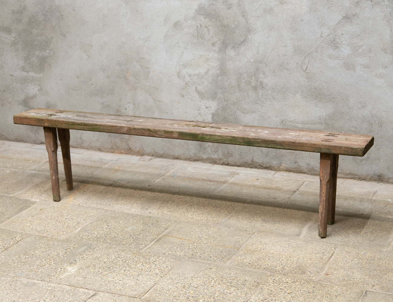 Старинная деревенская лавка