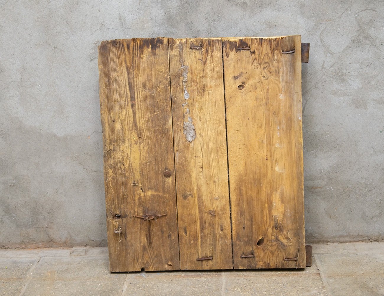 Старинная амбарная дверь