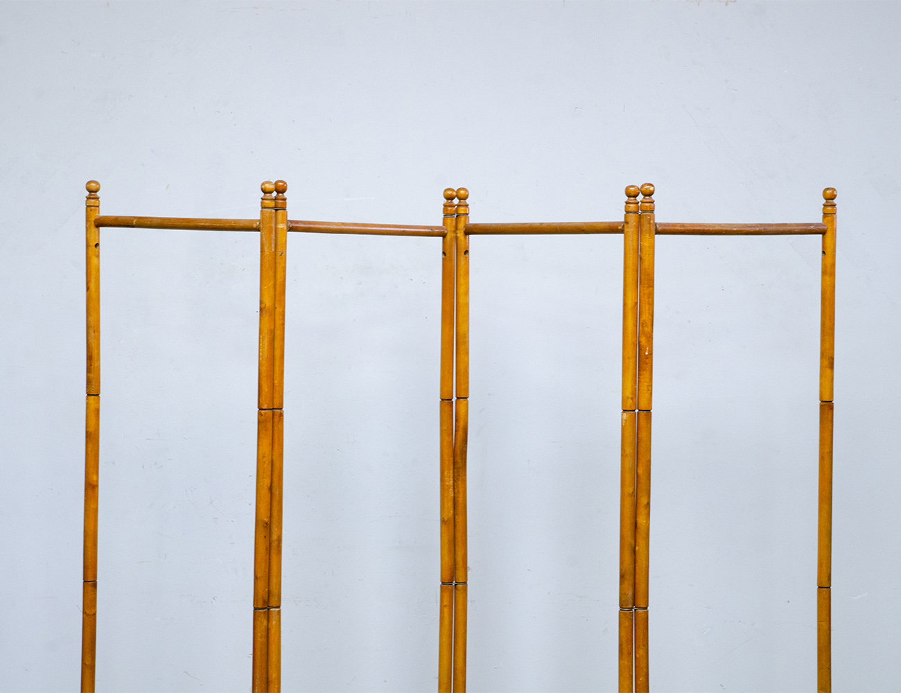 Старинная буковая ширма