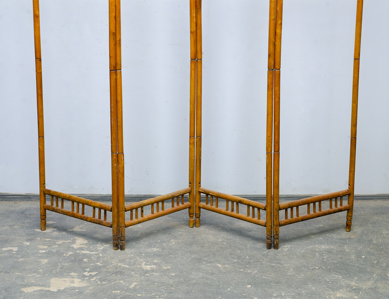 Старинная буковая ширма