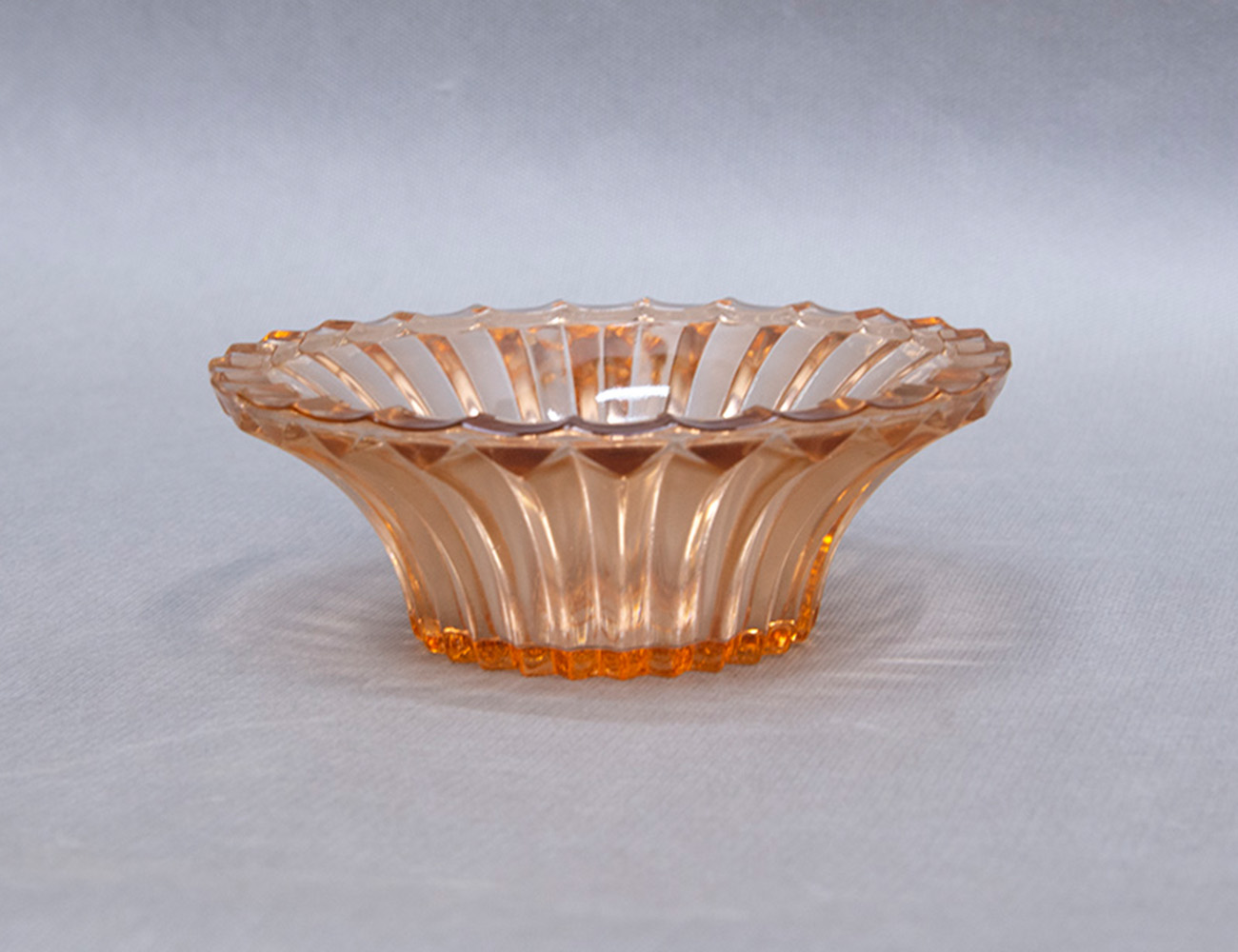 Винтажная ваза для подачи варенья