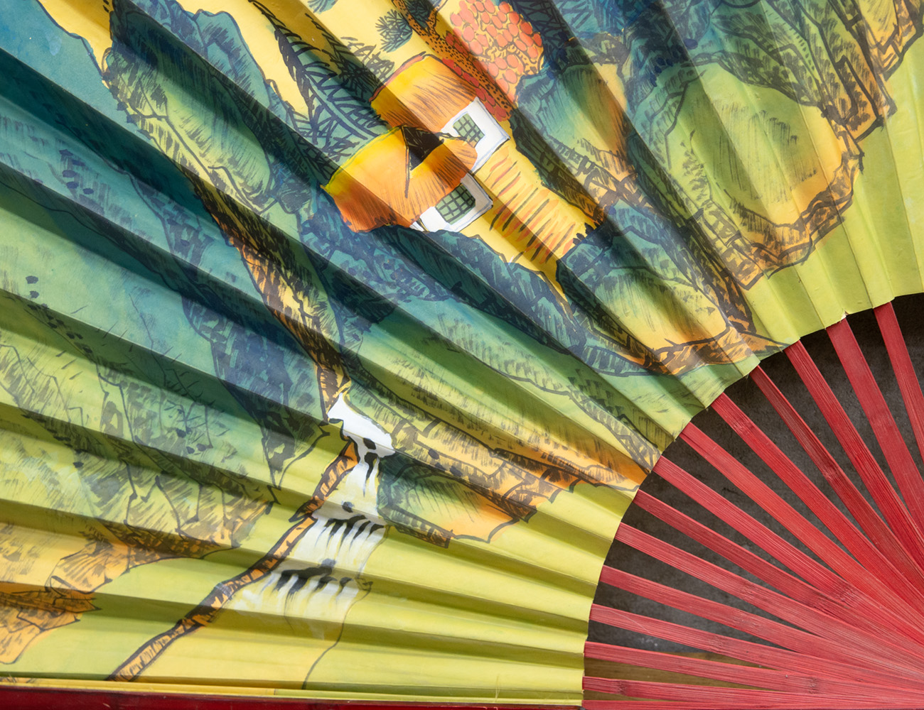 Старинный большой веер