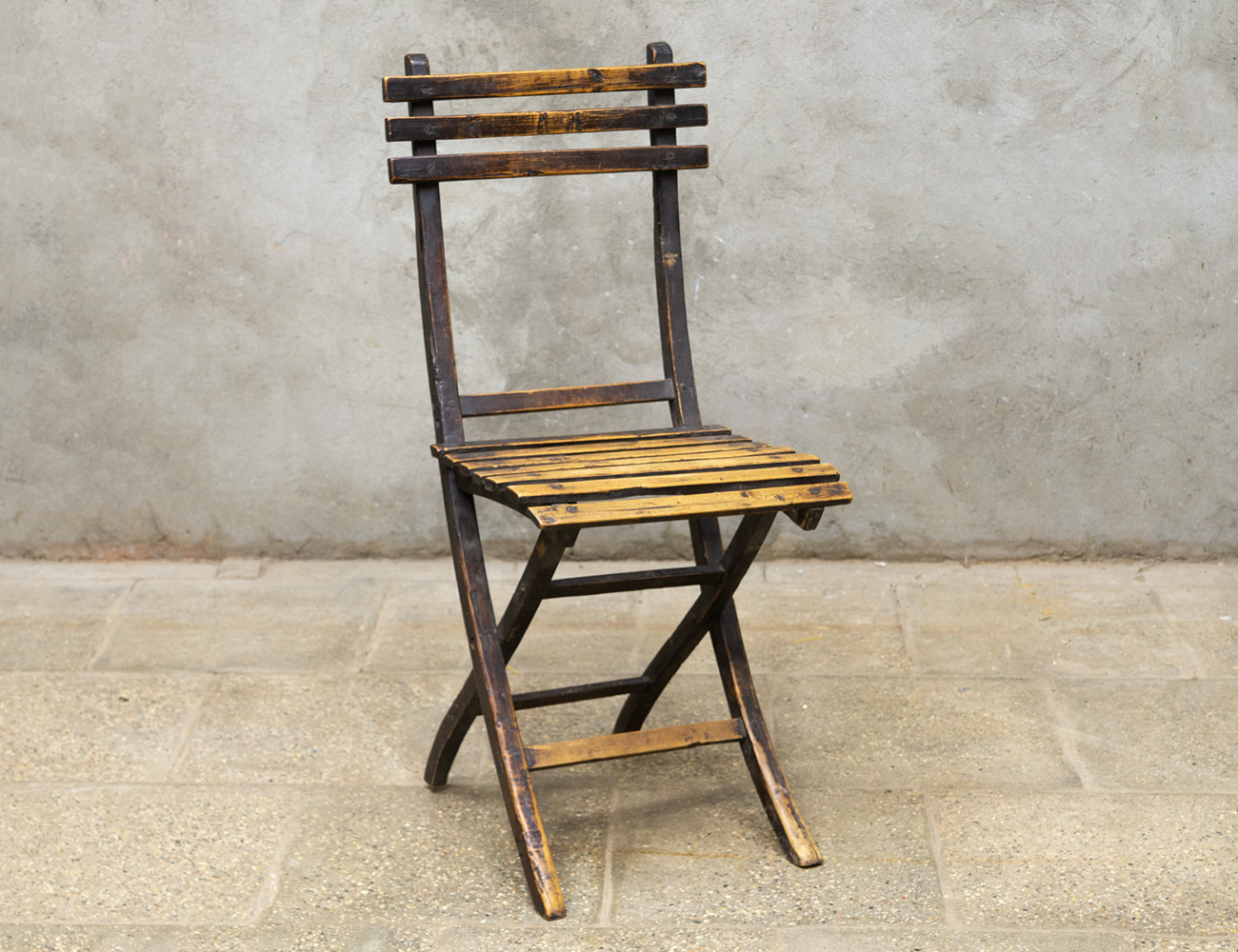 Антикварный складной садовый стул
