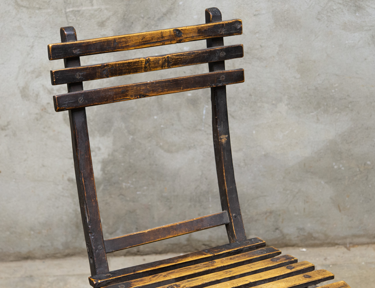 Антикварный складной садовый стул