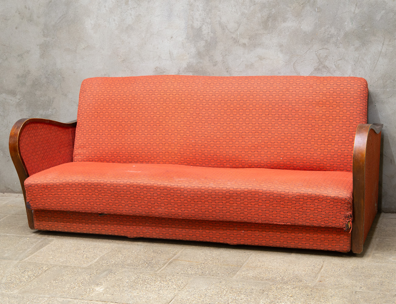 Винтажный диван