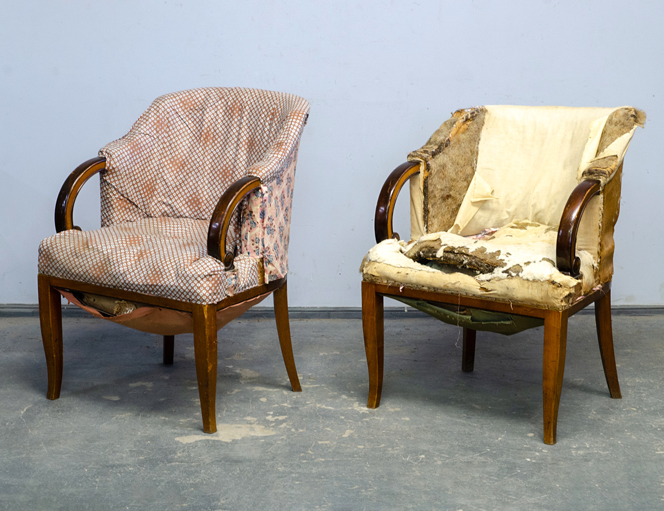 Старинные кресла в стиле Ар-деко