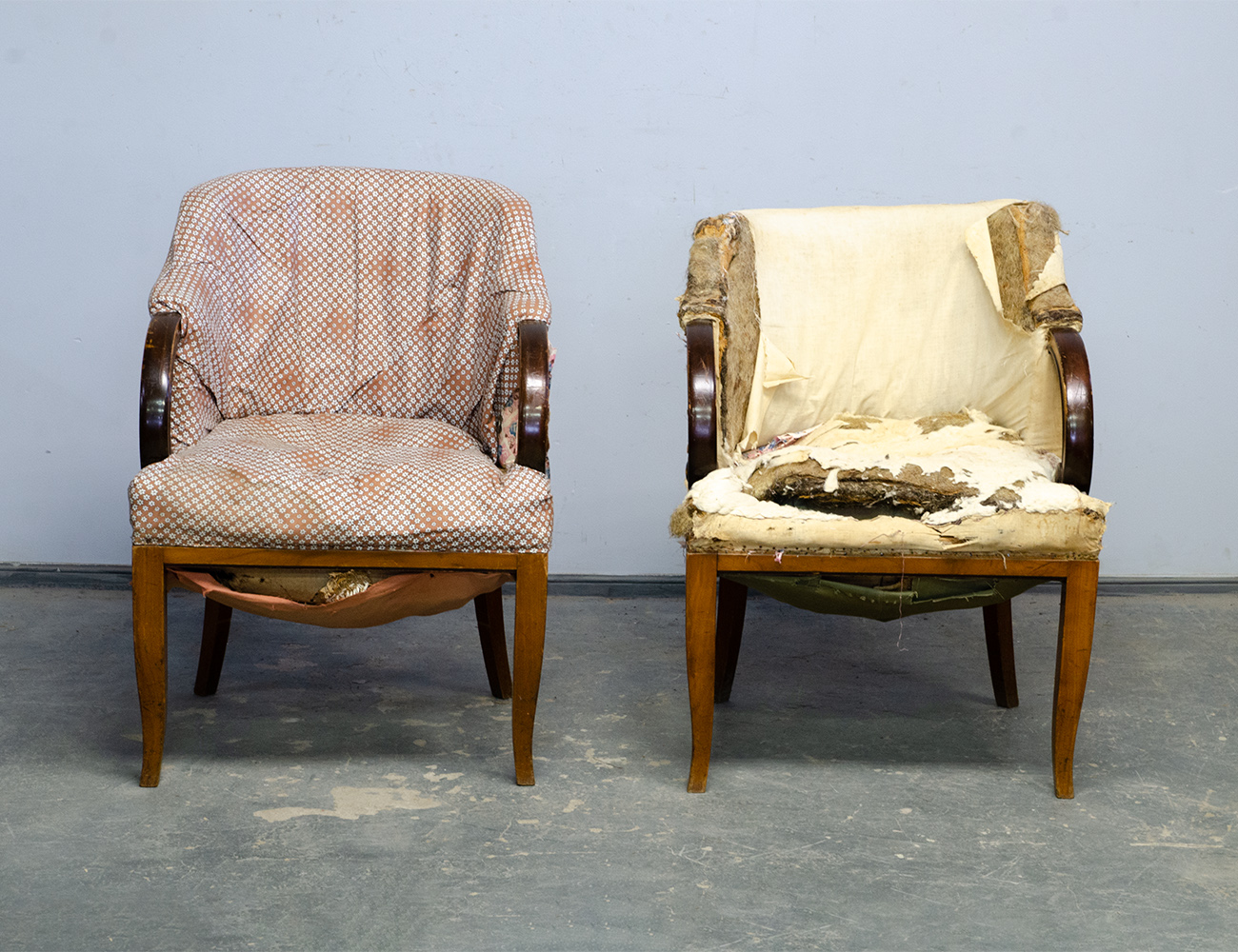 Старинные кресла в стиле Ар-деко