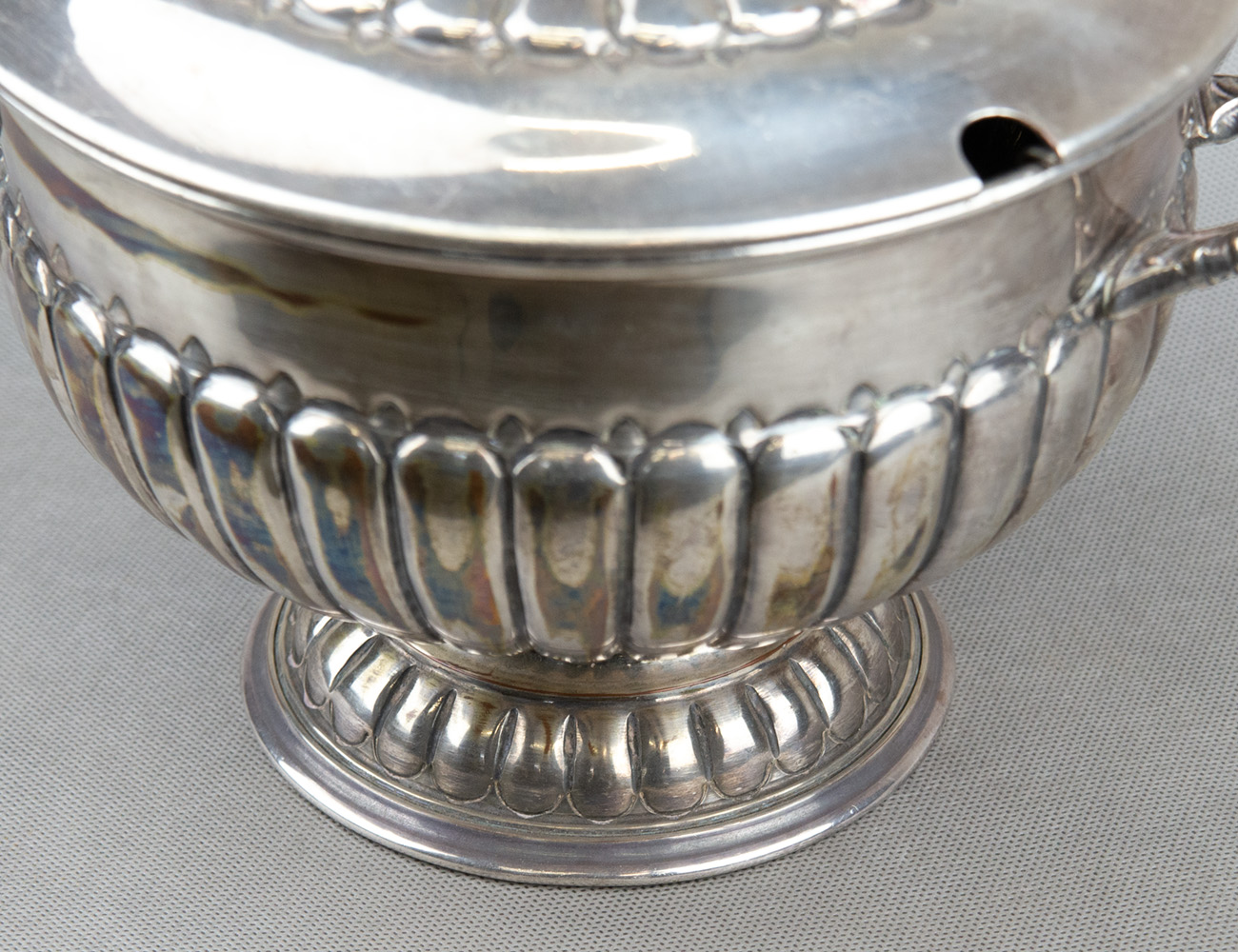 Старинная чаша для пунша