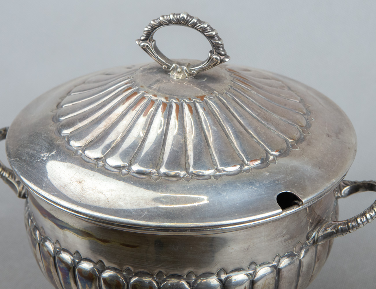 Старинная чаша для пунша