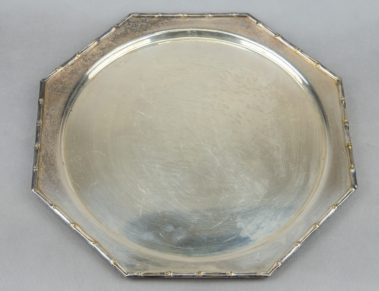 Старинный поднос