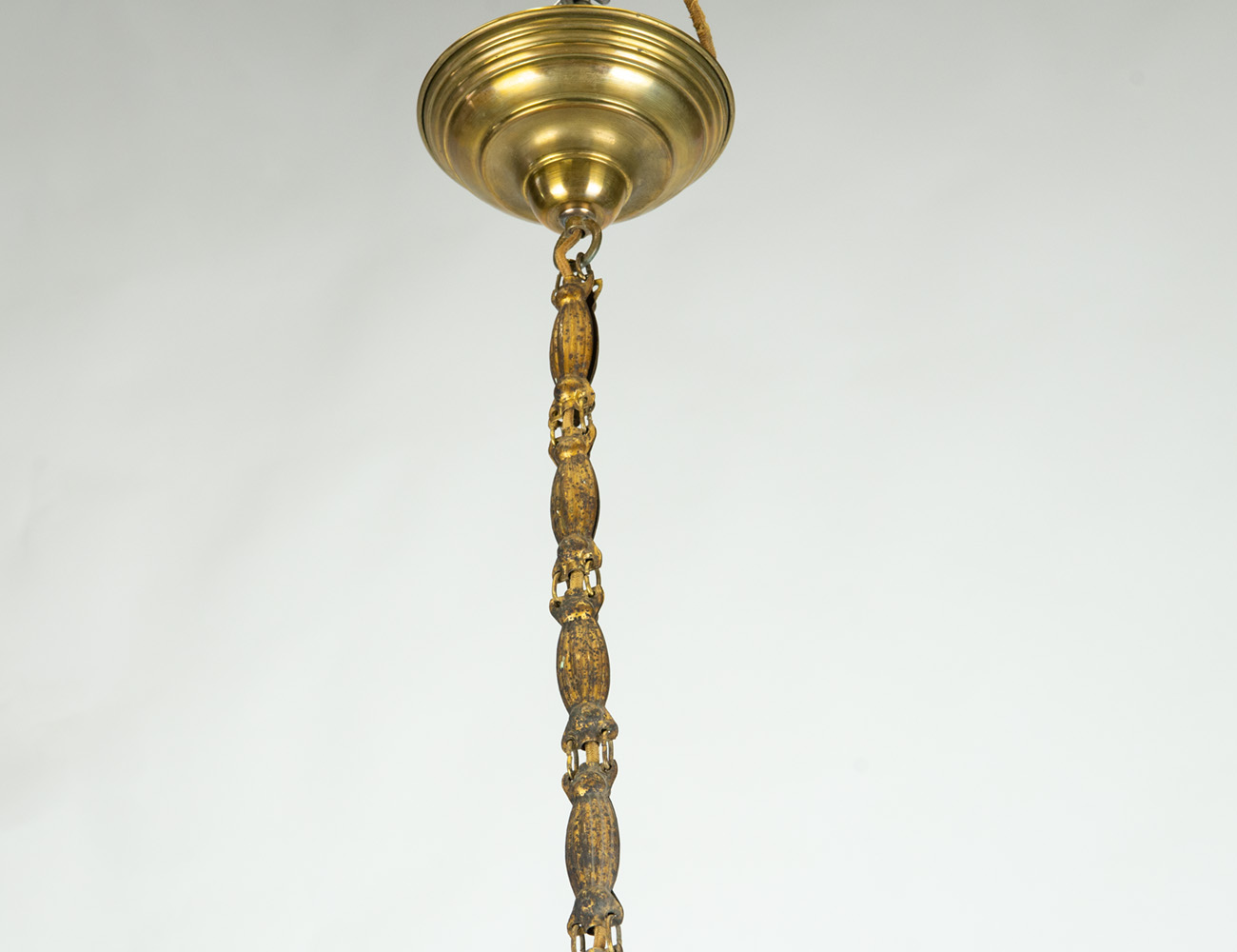 Старинный подвесной светильник