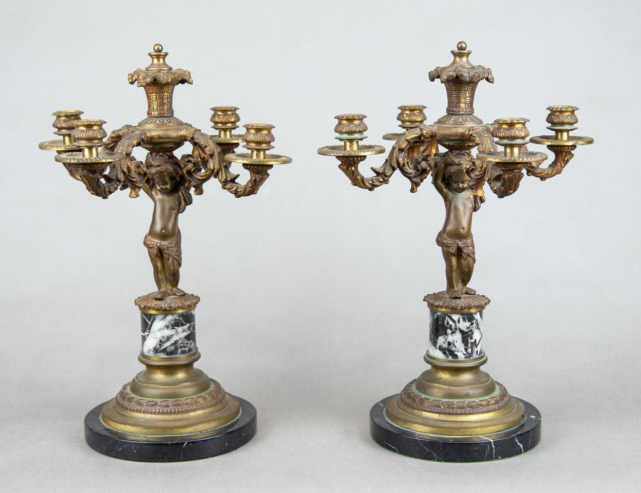 Пара антикварных канделябров