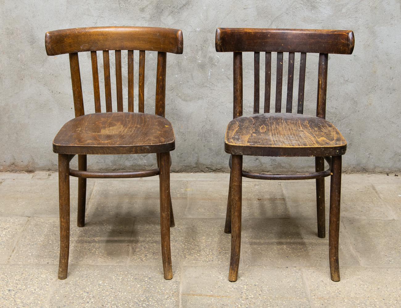 Старинные стулья