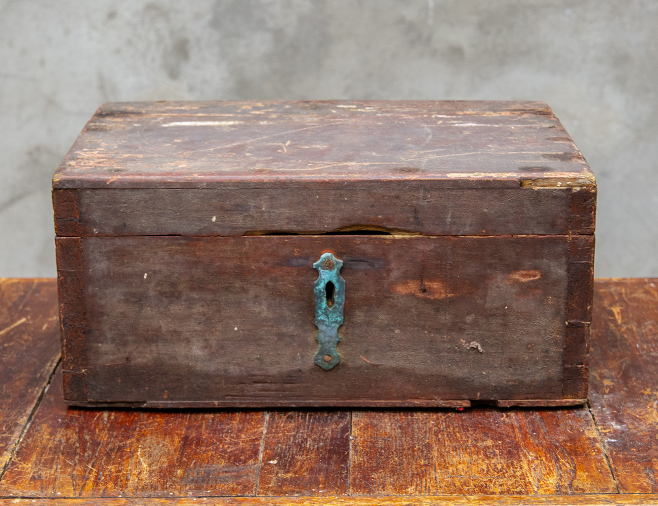 Старинный ларь