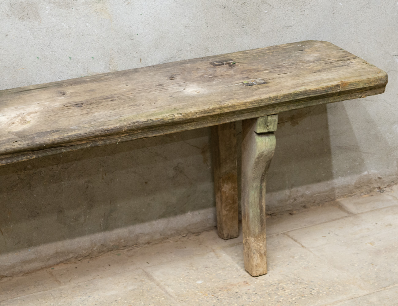 Старинная лавка